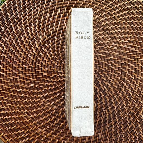 Vintage 1985 Mother-of-Pearl Inlay Holy Bible – owned by Hon. Jim Wright - Picture 7 of 16